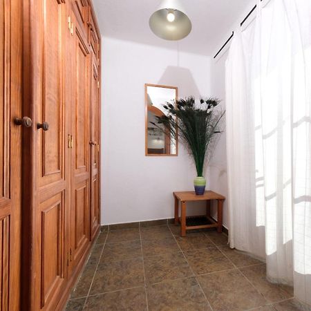 Casa Hibiscus - Shared Pool - Close To Seafront Promenade Punta Mujeres Luaran gambar