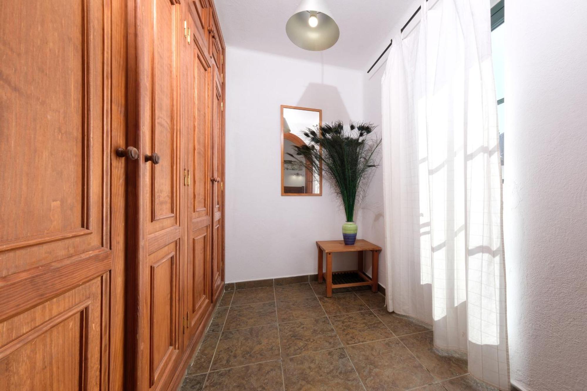 Casa Hibiscus - Shared Pool - Close To Seafront Promenade Punta Mujeres Luaran gambar
