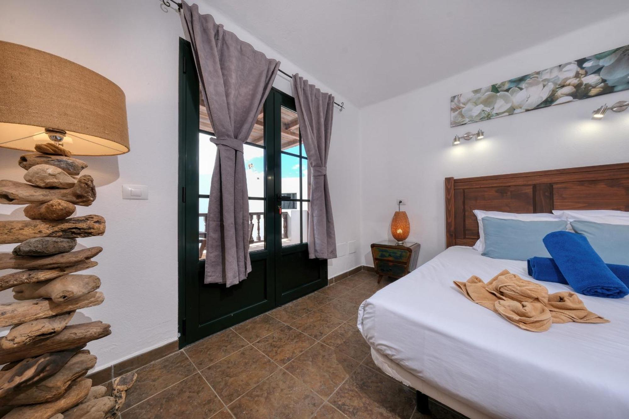 Casa Hibiscus - Shared Pool - Close To Seafront Promenade Punta Mujeres Luaran gambar